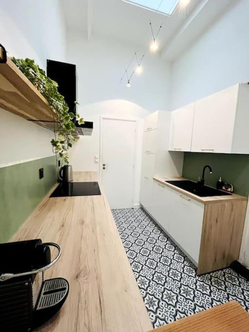 Apartamento Le Petit Nid D'Aline, Hyper-Centre, Parking Prive Arras Exterior foto