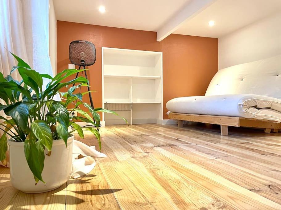 Apartamento Le Petit Nid D'Aline, Hyper-Centre, Parking Prive Arras Exterior foto